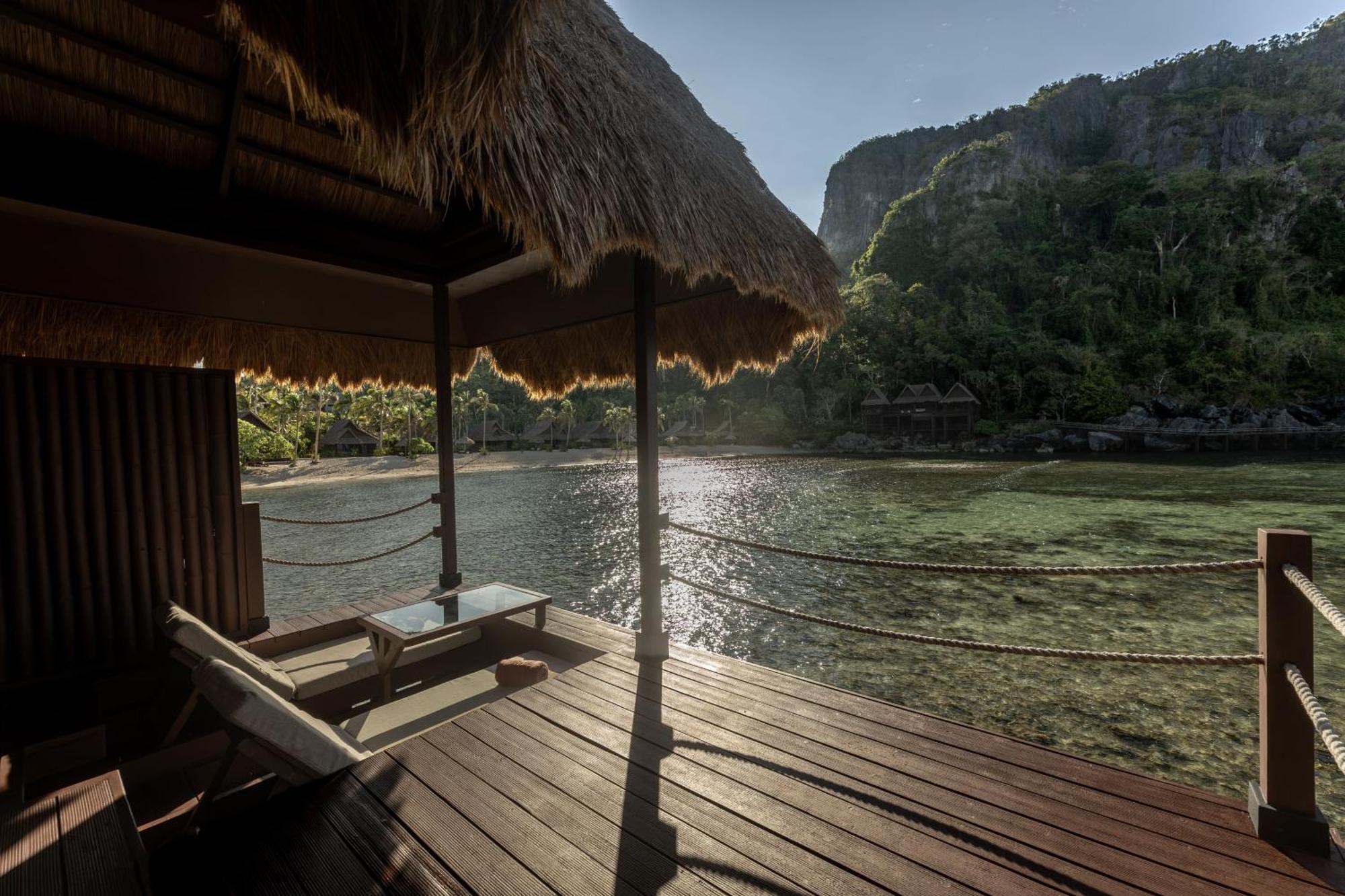 Water Villa Roundtrip Lio Airport Transfers